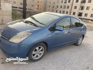  6 سيارة تويوتا بريوس