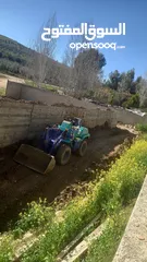  28 جرافه للأجار جرافه اكبيره +صغيره+قلابات مداحل