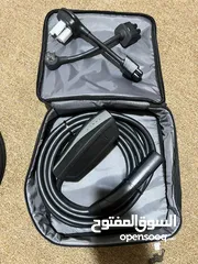  1 شاحن تسلا امريكي 32 امبير و ادابتر و وصله شاحن 32 امبير امريكي