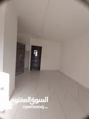  9 اخير مع روف تلاع العلي 148م  وتراس 50م مطل