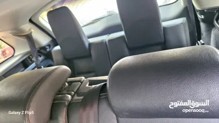  30 لاندروفر دسكفري مميز