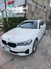  4 BMW 530i xdrive