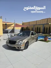  1 مرسيدس 2004 بنوراما E200 للبيع