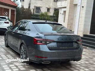  5 Skoda Superb 2022