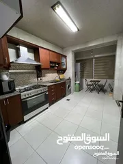 1 شقة  فارغة  للايجار  3 نوم  عبدون 330