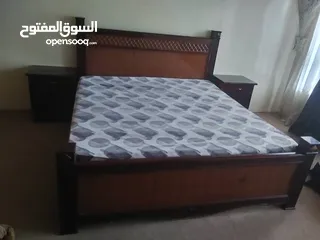  2 غرفة نوم دولاب +سرير +تسريحه