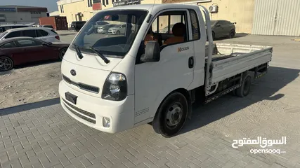  2 Kia 2019 diesel 27000 dh