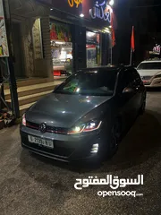 1 جولف GTI mk7.5  للبيع ع الكاش بسعر حرررق