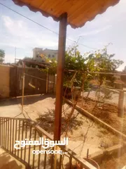  6 بيت للبيع في قريه دليله المطيرات شرق مادبا