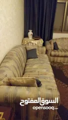  4 طقم كنب بحالة جيدة جدا للبيع بسعر تشجيعي