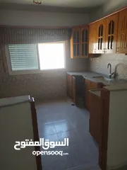  5 شقه طابق 2غرف 3حمامات2