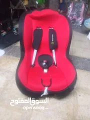  2 اغراض لبيع كارست و كرسي هزاز سحسلية وحماية حديد و مساروة مكيف