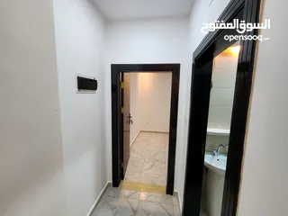  25 شقة استثمارية فاخرة للبيع (طابق ارضي)