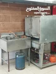  4 إعلان بيع مطعم كامل بسعر مغري للمعني