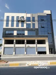  1 مجمع تجاري جديد في موقع مميز للإيجار مخازن وطوابق تجارية