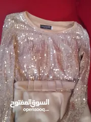  6 فستان طويل لون ذهبي