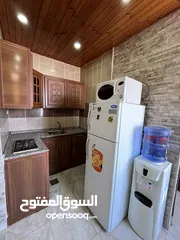  7 روف مفروش سوبر ديلوكس ذات إطلالة رائعة للايجار 180دينار شهري في تلاع العلي