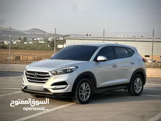  8 هونداي توسان/2017  فل بدون فتحة سقف 4x4