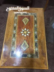  5 طقم كنب وطاولات خشب زان وسجادة شاجي بحالة جديد