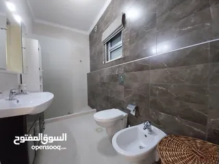  4 شقة للايجار في الدوار الرابع  ( Property 35748 )-175127610