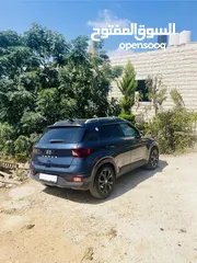  3 Hundai venue (V) one million 2020