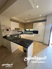  8 امتلك على فيلا راقيه في هوانا صلالة  I own a high-end villa in Hwana Salalah.