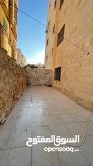  3 بيت للايجار دوار صحارى اربد طابق ارضي