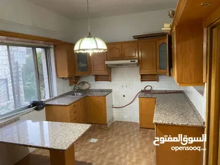 6 شقة للبيع بجبل الحسين