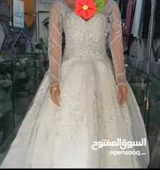  2 فستان زفاف جديد عرررررطه رااقي جدا وارد دبي بسعر130الف ريال يمني
