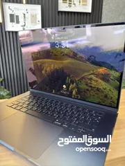  1 MacBook Air 15” M3  2023 RAM 8GB  SSD 256GB