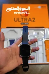  8 ساعة الترا الذكية الإصدار الجديد بالحجم الكبير لون فضي معها 7 قشاطات تدعم iOS & android تصميم انيق