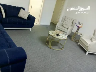  2 شقة مفروشة الحي الجنوبي قرب مدارس دار العلوم  3 غرف نوم  2 حمام  غرفة ضيوف  غرفة صالون  مطبخ . مكيف