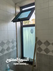  12 مكتب للايجار