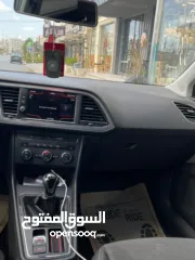  9 سيات  ليون 2018 أنيقة ومميزة بحالة ممتازة  جدا داخلية نظيفة وغير مهيونة