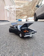  26 CAR MODEL 1/18 SCALE موديل السيارة 1/18