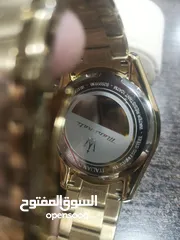  14 ساعة مازيراتي الايطالية باللون الذهبي الأنيق