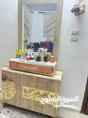  4 غرفة نوم خشب 5 قطع بحالة الجديد