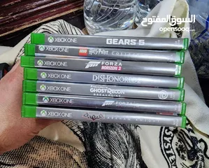  4 Xbox one s Like new