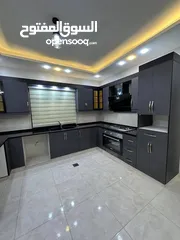  30 مطابخ المنيوم كامله واكسسواراتها  احدث التصاميم واعلي جوده وسرعه في التنفيذ