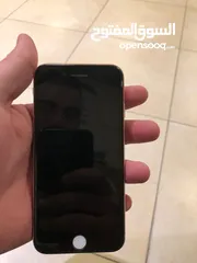  2 ايفون 8 حاله ممتازه