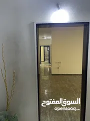  11 شقة سكنية للبيع