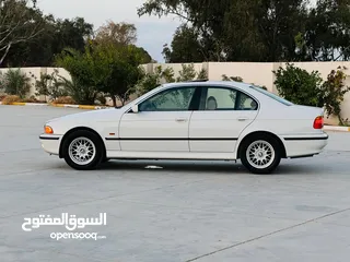  19 bmw 528i طرررف واحد في ليبيا