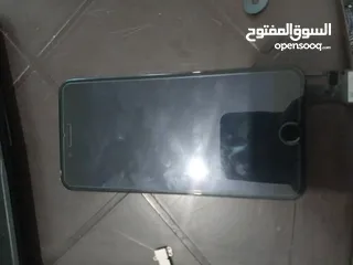  1 قطع ايفون 8 plus بسعر حرق