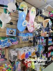  9 مكتبة للبيع قرطاسية والعاب وتوجيهي تعمل بشكل جيد شارع حيوي قائمة ولها سمعتها بالمنطقة ولها زبونها