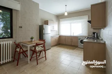 19 شقة طابقية 3 نوم فاخرة في الدوار الخامس / ام أذينة  5th Circle / Om Othaina  Luxury 3-Bedroom Flat