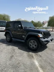  1 2018 Jeep Wrangler (JL) Sport 2 dr / GCC / LOW KMS / ready for the season!