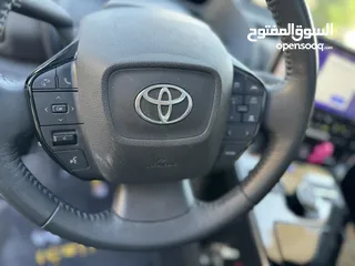  17 تويوتا bz4 2023 للبيع