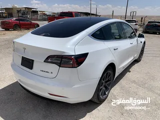  4 ‏Tesla Model 3 Standerd Plus 2019