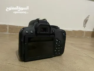  3 كاميرا كانون 800d مع عدسة والشحن والترايبود وشنطتين   Canon 800d with lens and tripod and 2 bag