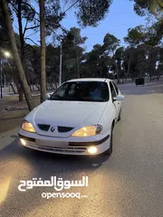  1 رينو ميجان موديل 2000 للبيع